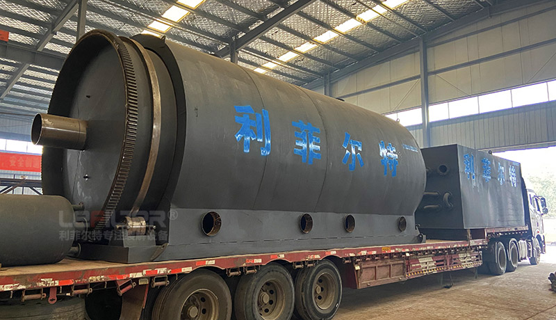 廢輪胎煉油設(shè)備裝車(chē)實(shí)拍